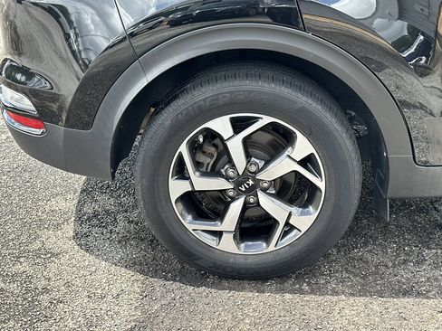 Used 2021 Kia Sportage LX w/ LX Fwd Popular Package image 17