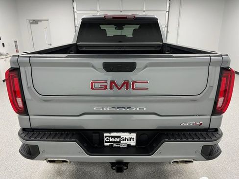 Used 2025 GMC Sierra 1500 AT4 AWD/4WD image 9