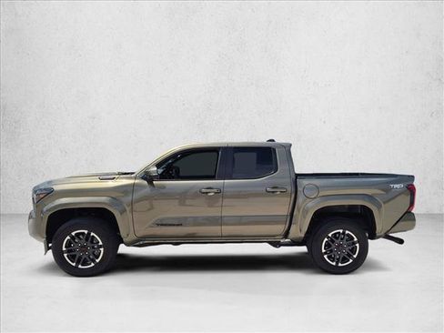 Certified 2025 Toyota Tacoma TRD Sport w/ TRD Sport Upgrade Package AWD/4WD image 8