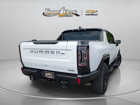 Used 2024 GMC Hummer EV 2X w/ Extreme Off-Road Package AWD/4WD image 9