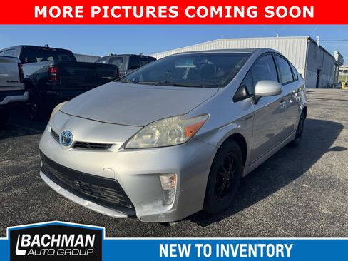 Used 2012 Toyota Prius Three FWD image 4
