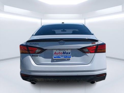 Used 2024 Nissan Altima 2.5 SR w/ SR Premium Package image 4
