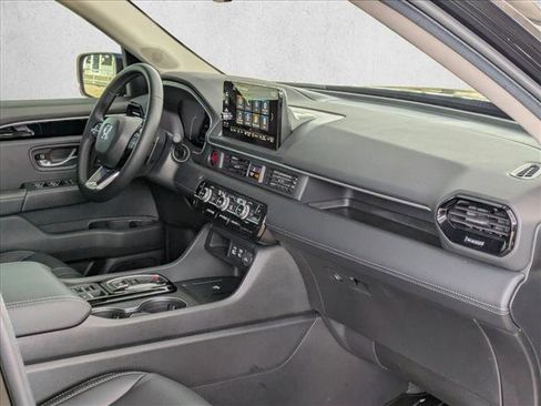 Used 2025 Honda Pilot EX-L image 20