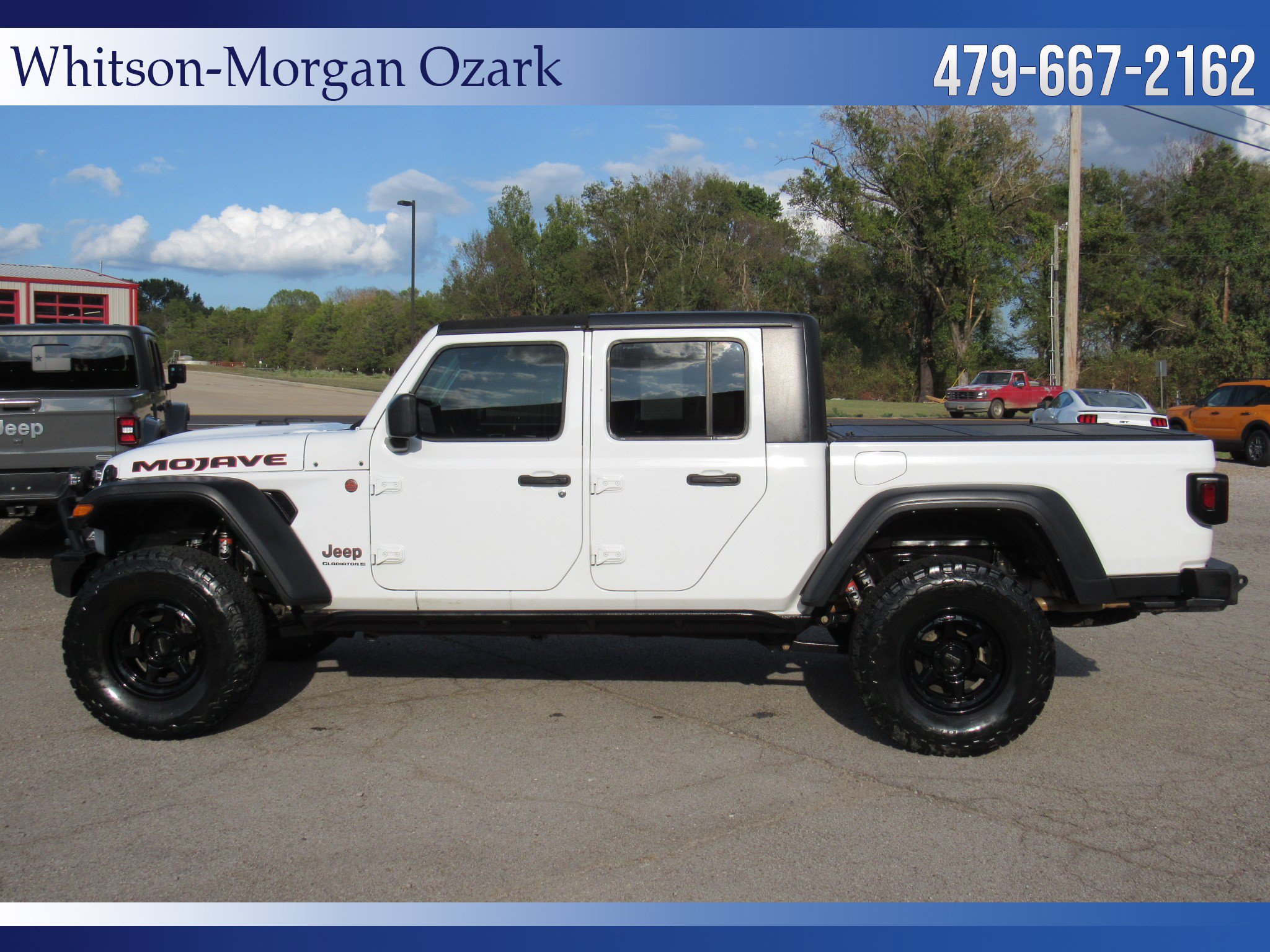 Used 2023 Jeep Gladiator Mojave w/ Trailer Tow Package AWD/4WD image 8