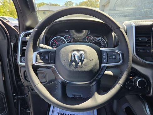 New 2026 RAM 1500 Big Horn AWD/4WD image 18