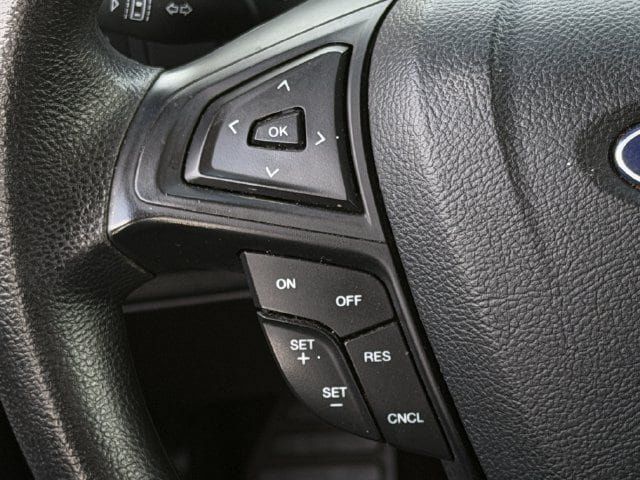 Used 2019 Ford Edge SE FWD image 12