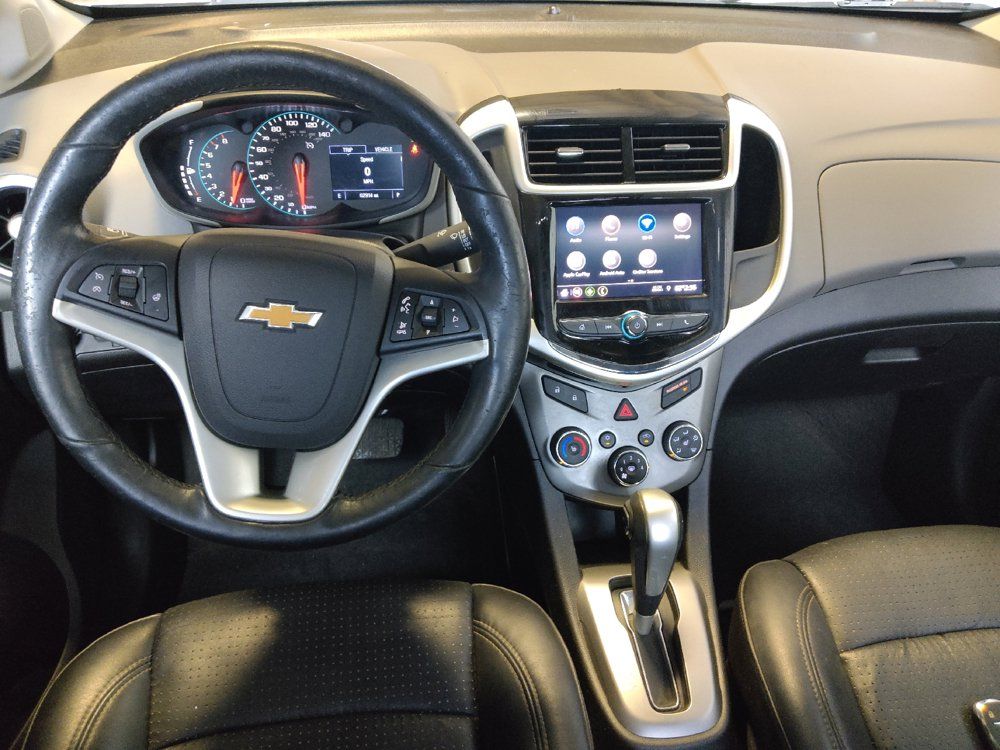 Used 2020 Chevrolet Sonic Premier FWD image 22