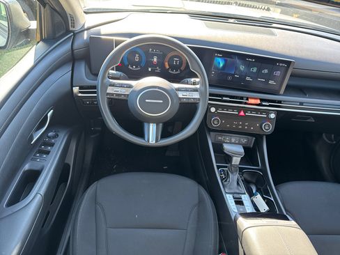 Certified 2025 Hyundai Tucson SEL image 23