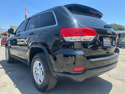 Used 2019 Jeep Grand Cherokee Laredo RWD image 5