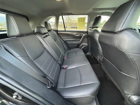 Used 2023 Toyota RAV4 XLE Premium AWD/4WD image 27