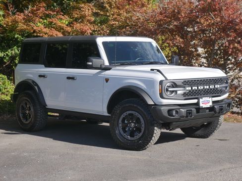 Certified 2022 Ford Bronco Badlands image 34