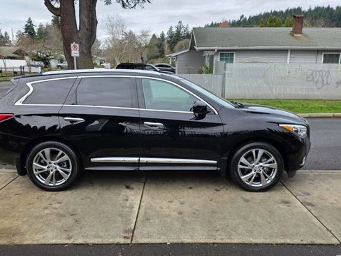 Used 2013 INFINITI JX35 AWD w/ Premium Pkg image 4