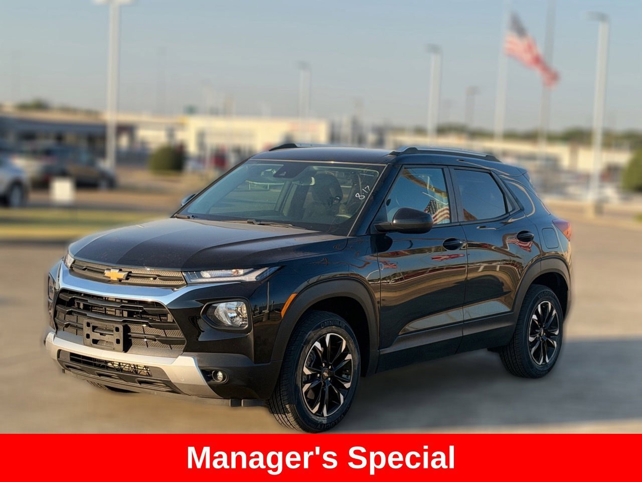 Used 2021 Chevrolet TrailBlazer LT w/ Convenience Package AWD/4WD image 3