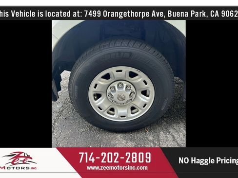 Used 2015 Nissan NV 2500 SV image 37