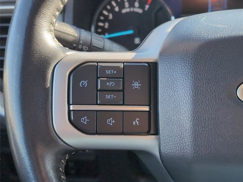 Used 2024 Ford Expedition XLT image 29