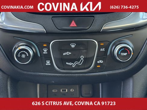 Used 2020 Chevrolet Equinox LT image 26