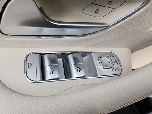 Used 2023 Mercedes-Benz GLE 350 4MATIC image 12