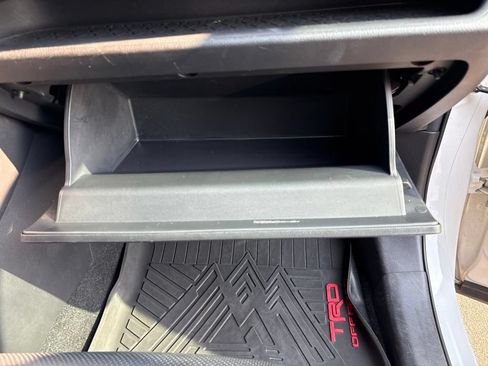 Used 2021 Toyota RAV4 TRD Off-Road AWD/4WD image 24