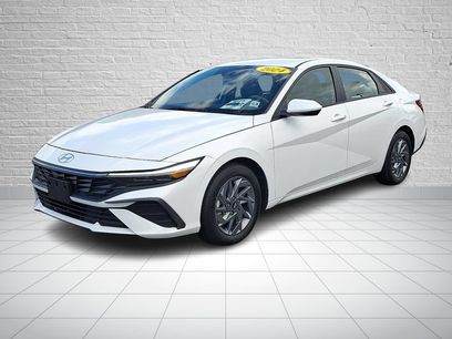 Used 2024 Hyundai Elantra SEL