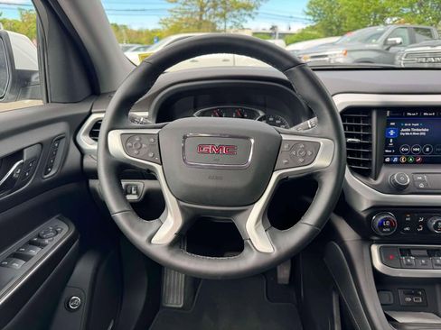 Used 2023 GMC Acadia SLT w/ Preferred Package AWD/4WD image 22