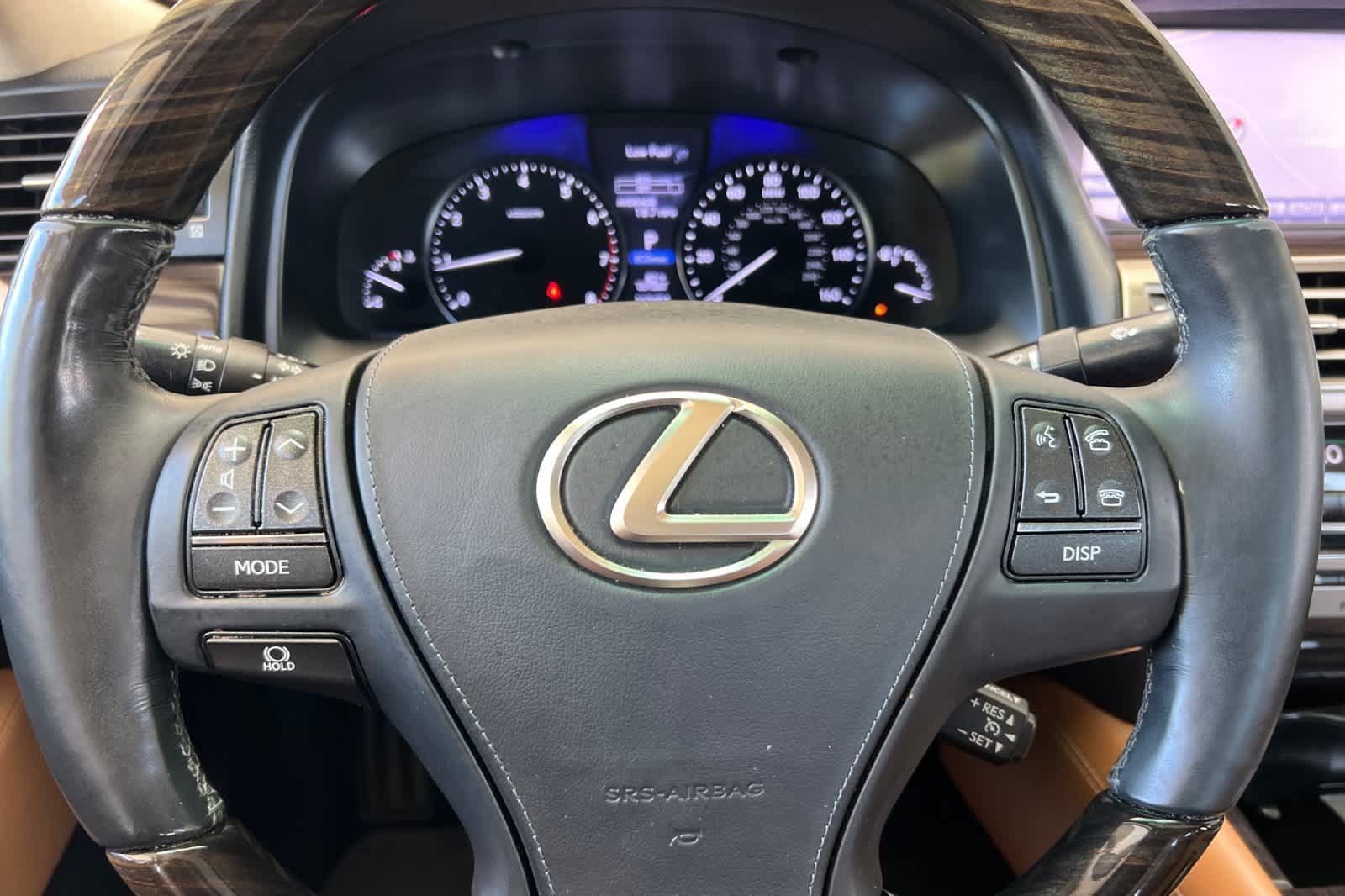 Used 2014 Lexus LS 460 w/ Comfort Package RWD image 26