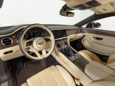 Used 2022 Bentley Continental GT AWD/4WD image 5