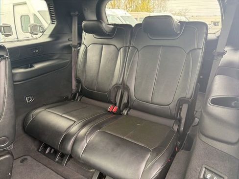 Used 2022 Jeep Grand Cherokee L Overland w/ Luxury Tech Group IV AWD/4WD image 20