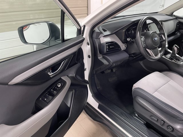 Used 2024 Subaru Outback Premium AWD/4WD image 10