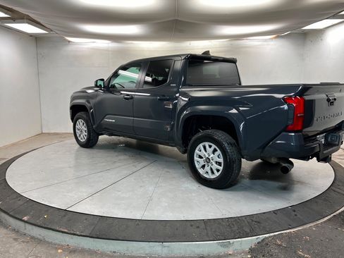 Used 2024 Toyota Tacoma SR5 image 3