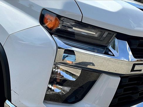 Used 2022 Chevrolet Silverado 2500 LT w/ Convenience Package image 27