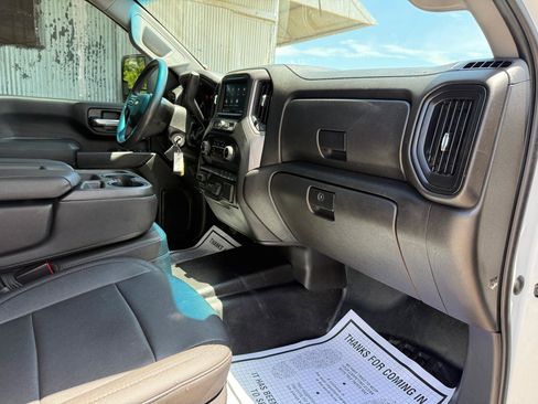 Used 2022 Chevrolet Silverado 2500 W/T w/ WT Convenience Package RWD image 18