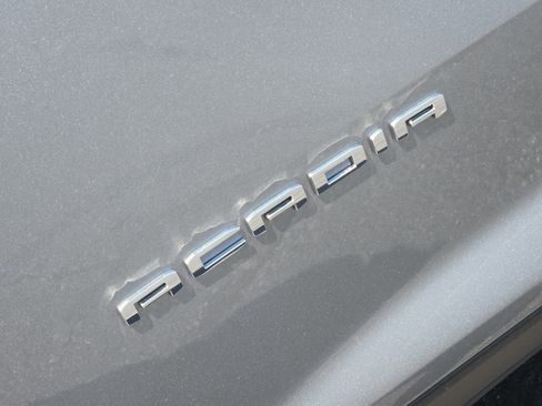 New 2026 GMC Acadia Elevation FWD image 7