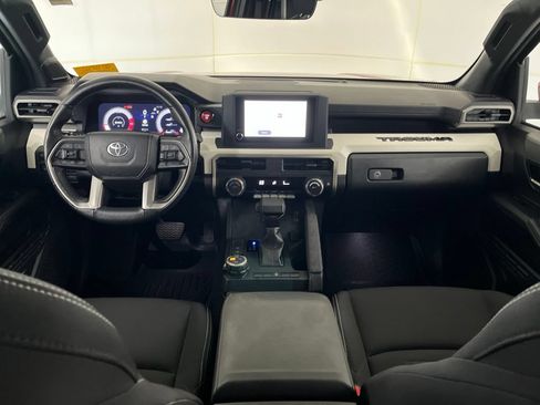 Used 2024 Toyota Tacoma TRD Off-Road AWD/4WD image 29