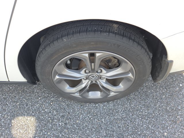 Used 2023 Honda Accord EX image 10