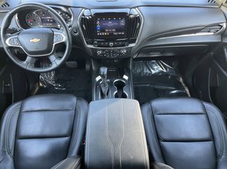 Used 2023 Chevrolet Traverse LT FWD video 2