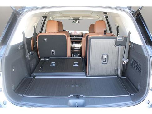 New 2026 Nissan Pathfinder Platinum AWD/4WD image 51