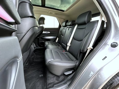 Used 2026 Genesis Electrified GV70 image 11