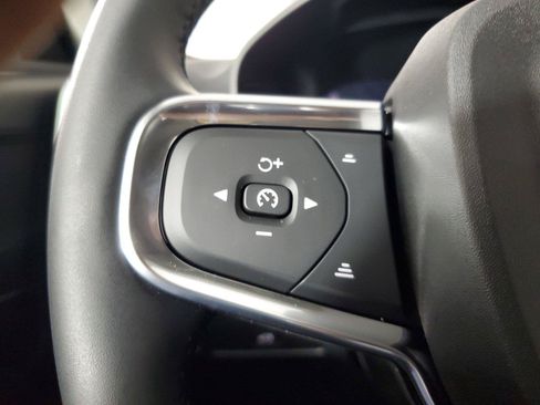 Used 2026 Volvo XC40 B5 Core AWD/4WD image 25