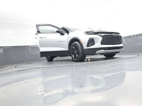 Used 2021 Chevrolet Blazer LT FWD image 42