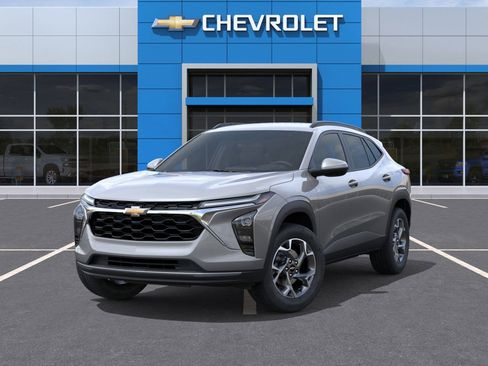 New 2025 Chevrolet Trax LT w/ Driver Confidence Package image 30