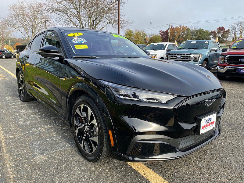 Used 2023 Ford Mustang Mach-E Premium AWD/4WD image 3