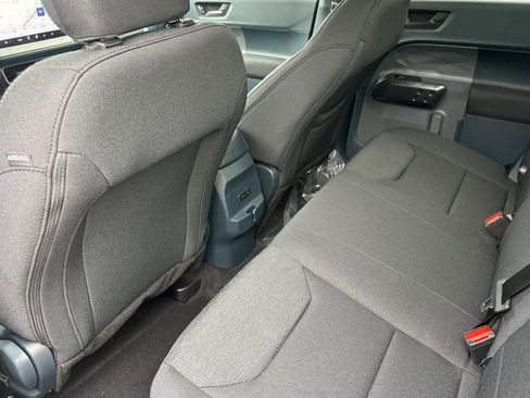 New 2026 Ford Maverick XL image 5