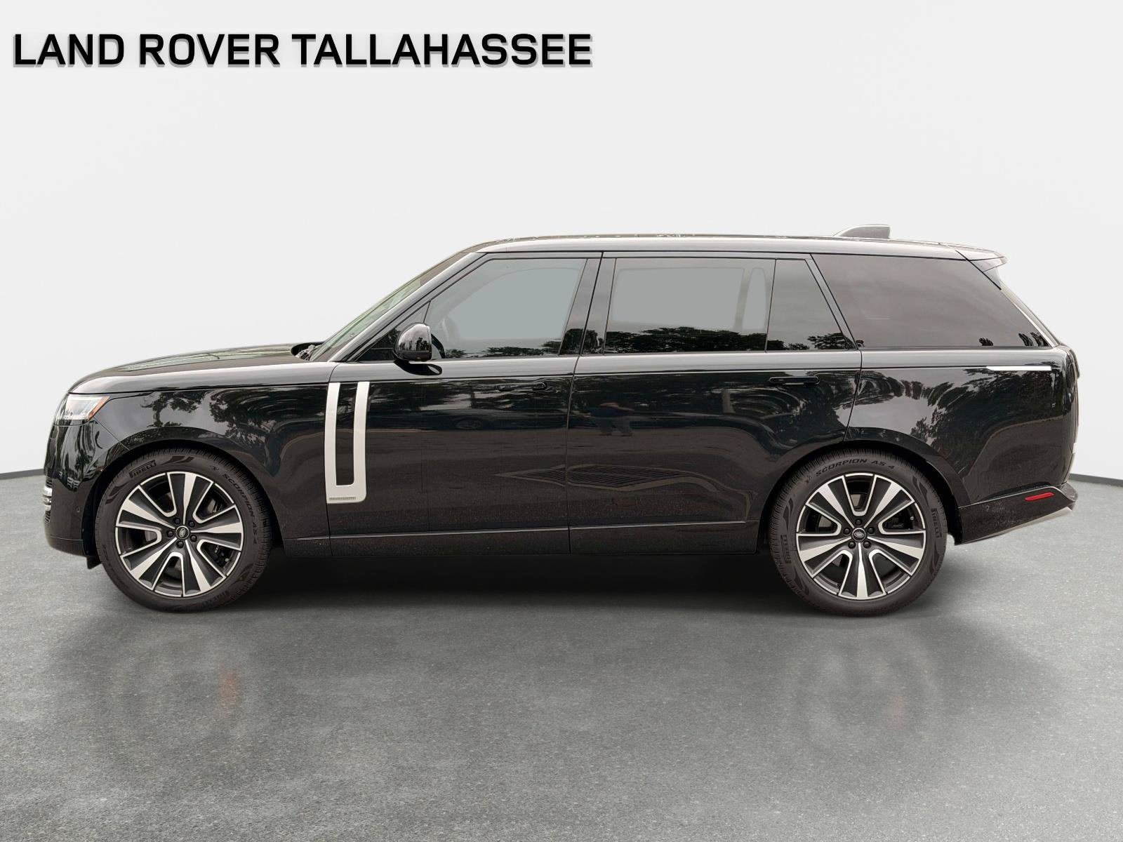 Used 2024 Land Rover Range Rover Long Wheelbase Autobiography AWD/4WD image 8