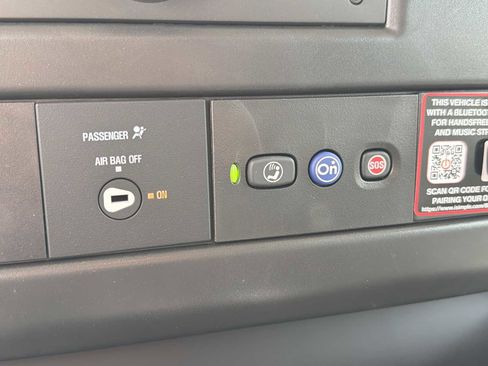 New 2025 GMC Savana 2500 w/ Driver Convenience Package RWD image 30