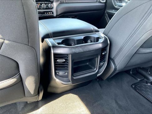 Used 2023 RAM 1500 Big Horn AWD/4WD image 37