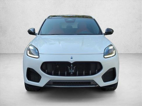 Used 2025 Maserati Grecale Modena AWD/4WD image 2