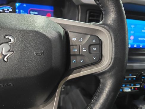 Used 2023 Ford Bronco Black Diamond w/ Sasquatch Package image 19