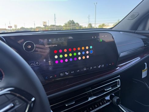 New 2026 Chevrolet Traverse RS image 17