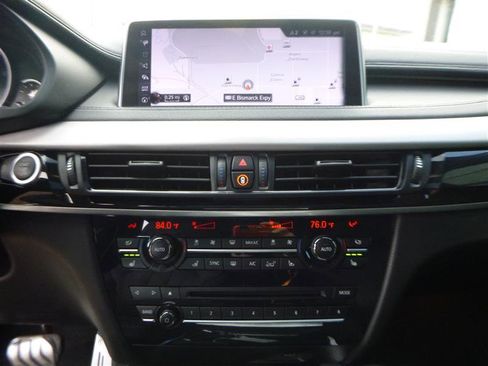 Used 2017 BMW X6 xDrive50i image 13