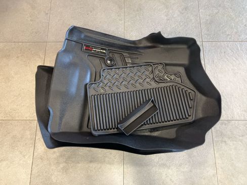 Used 2017 Chevrolet Silverado 1500 LT w/ All Star Edition image 23